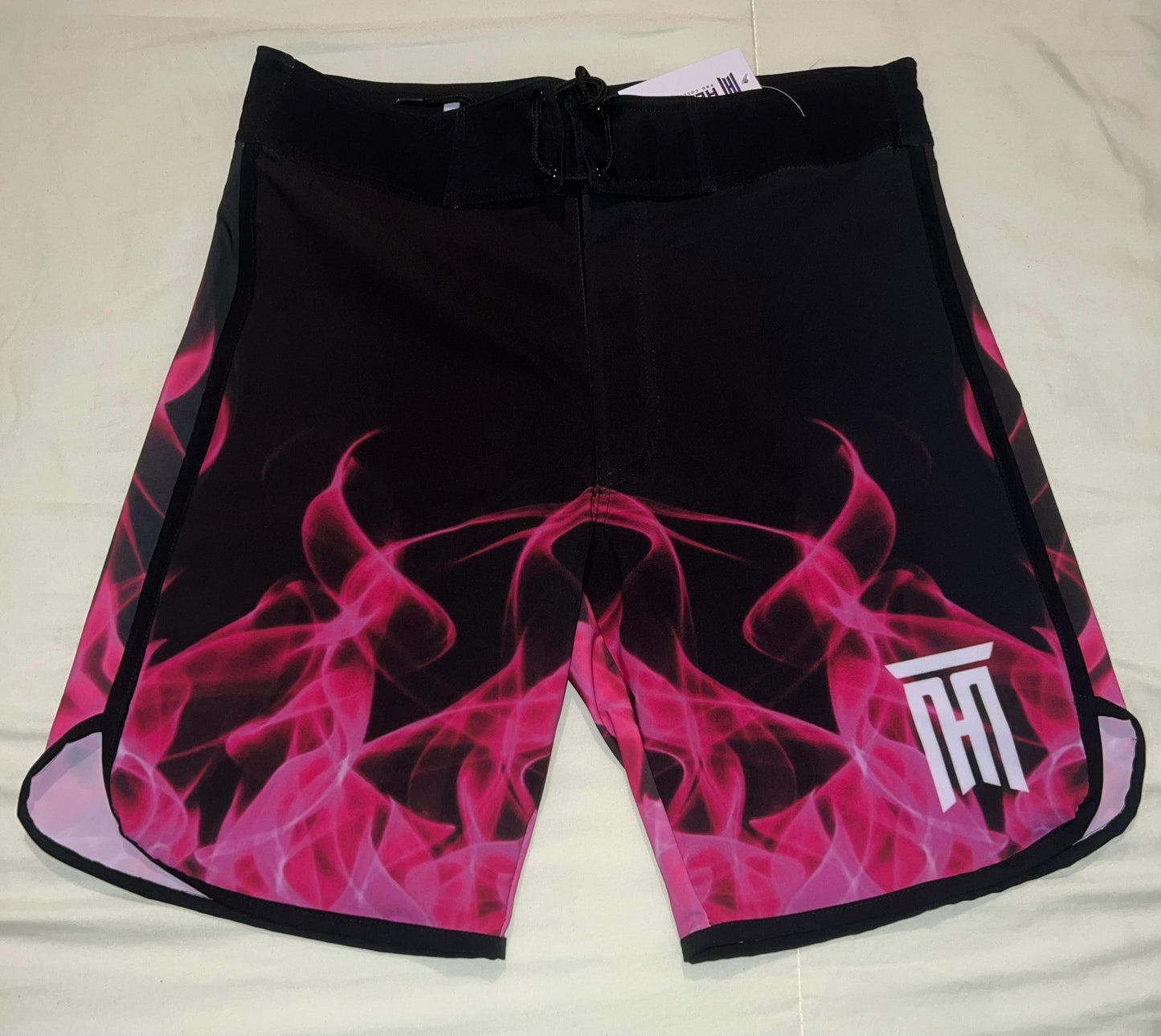 BLACK FLAME PINK